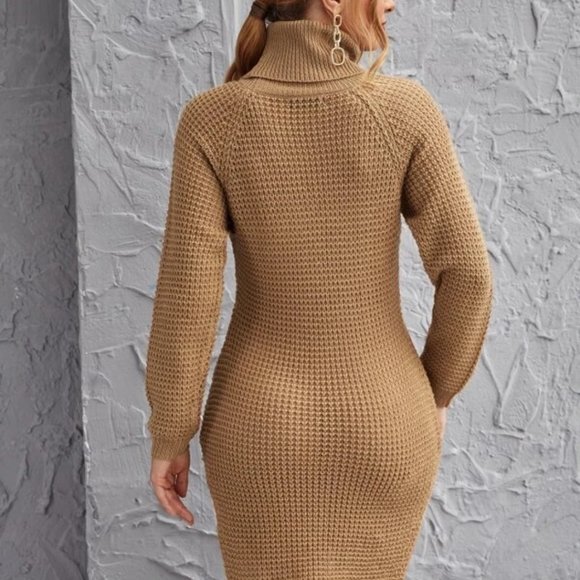 Gorgeous fall sweater dress. - Picture 8 of 11